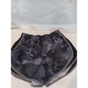 Nike Dri Fit Camo Running Shorts Women's Size Medium Athletic Gym Workout